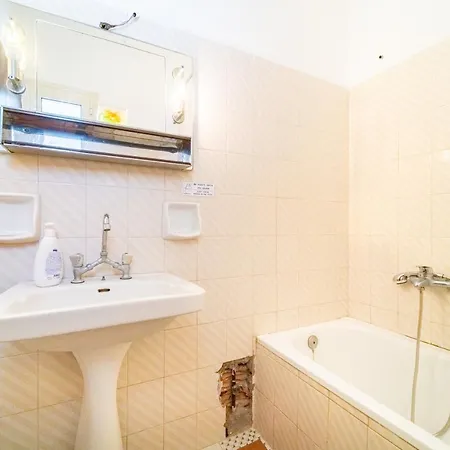 Apartamento Mercury 1 *